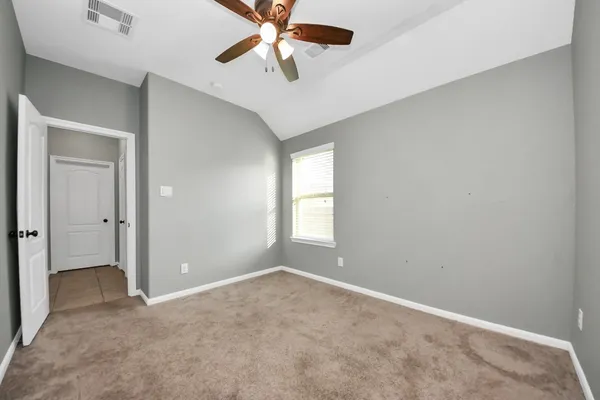 $2,150 | 2402 Village Lakes Drive, Katy, TX 77493