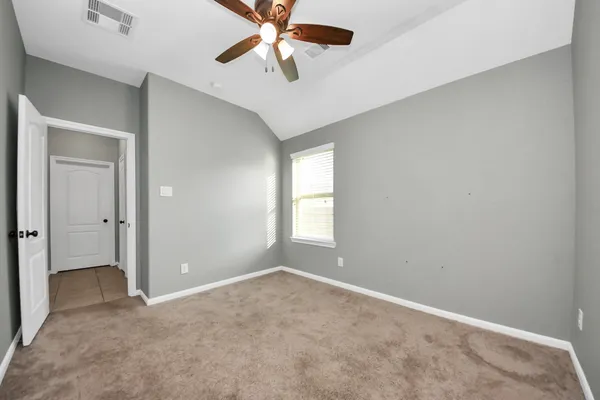 $2,150 | 2402 Village Lakes Drive, Katy, TX 77493