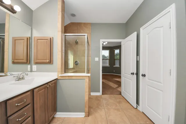 $2,399 | 2402 Village Lakes Drive, Katy, TX 77493