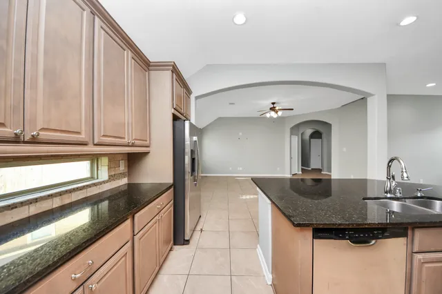 $2,399 | 2402 Village Lakes Drive, Katy, TX 77493