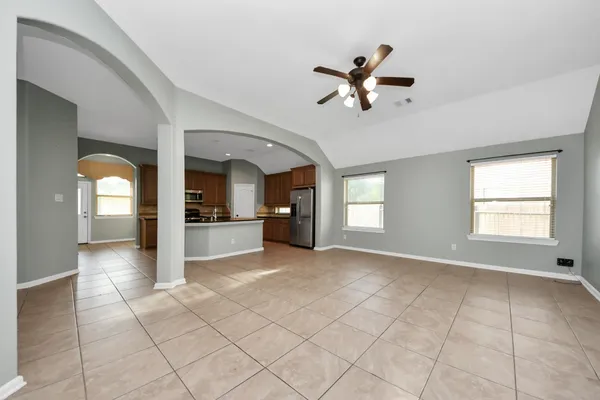 $2,150 | 2402 Village Lakes Drive, Katy, TX 77493