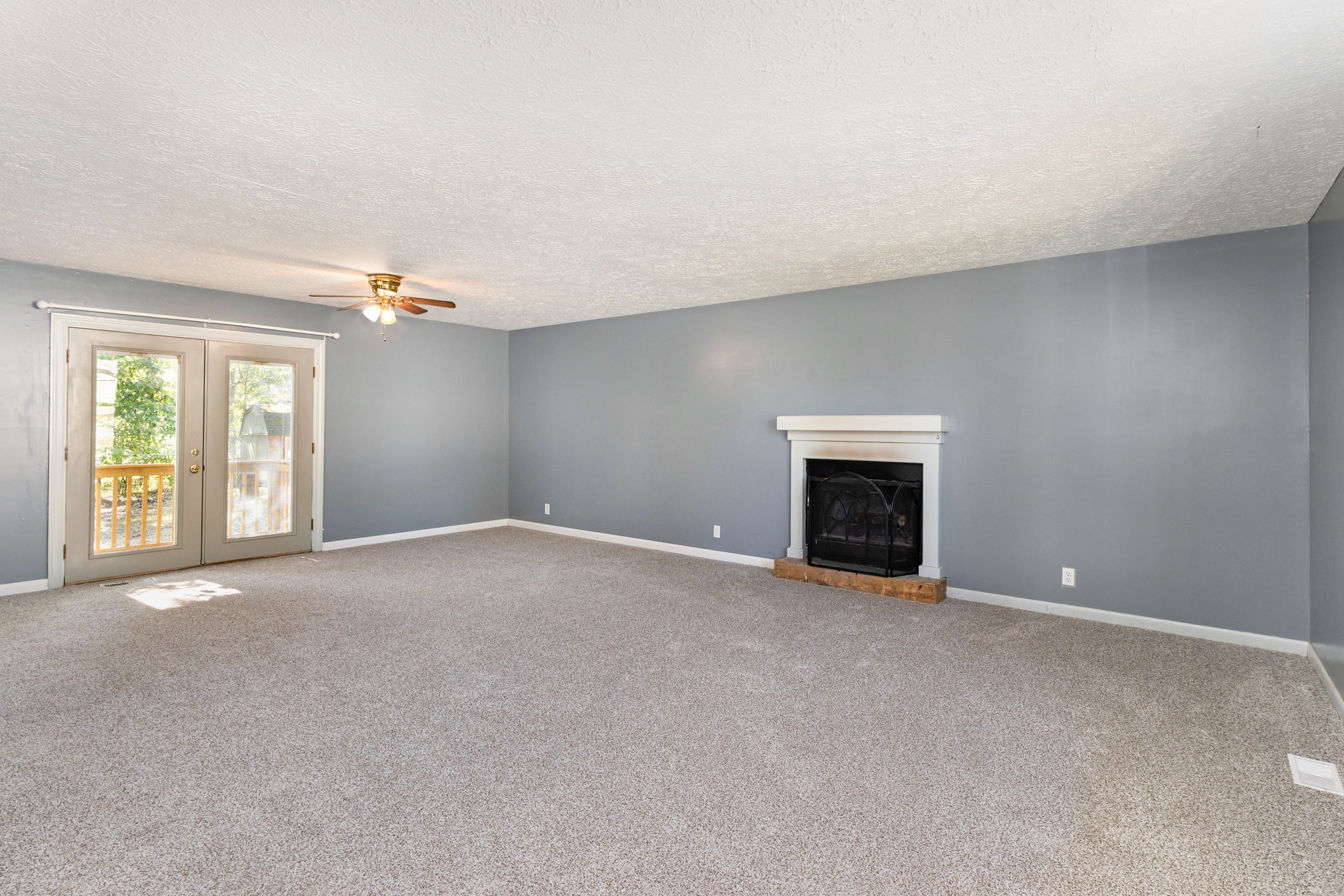 2104 Wolfe Road White Bluff, TN 37187 - Photo 4 of 23