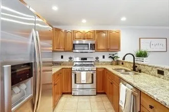 $3,700 | 201 Main Street, Unit 34, Woburn, MA 01801