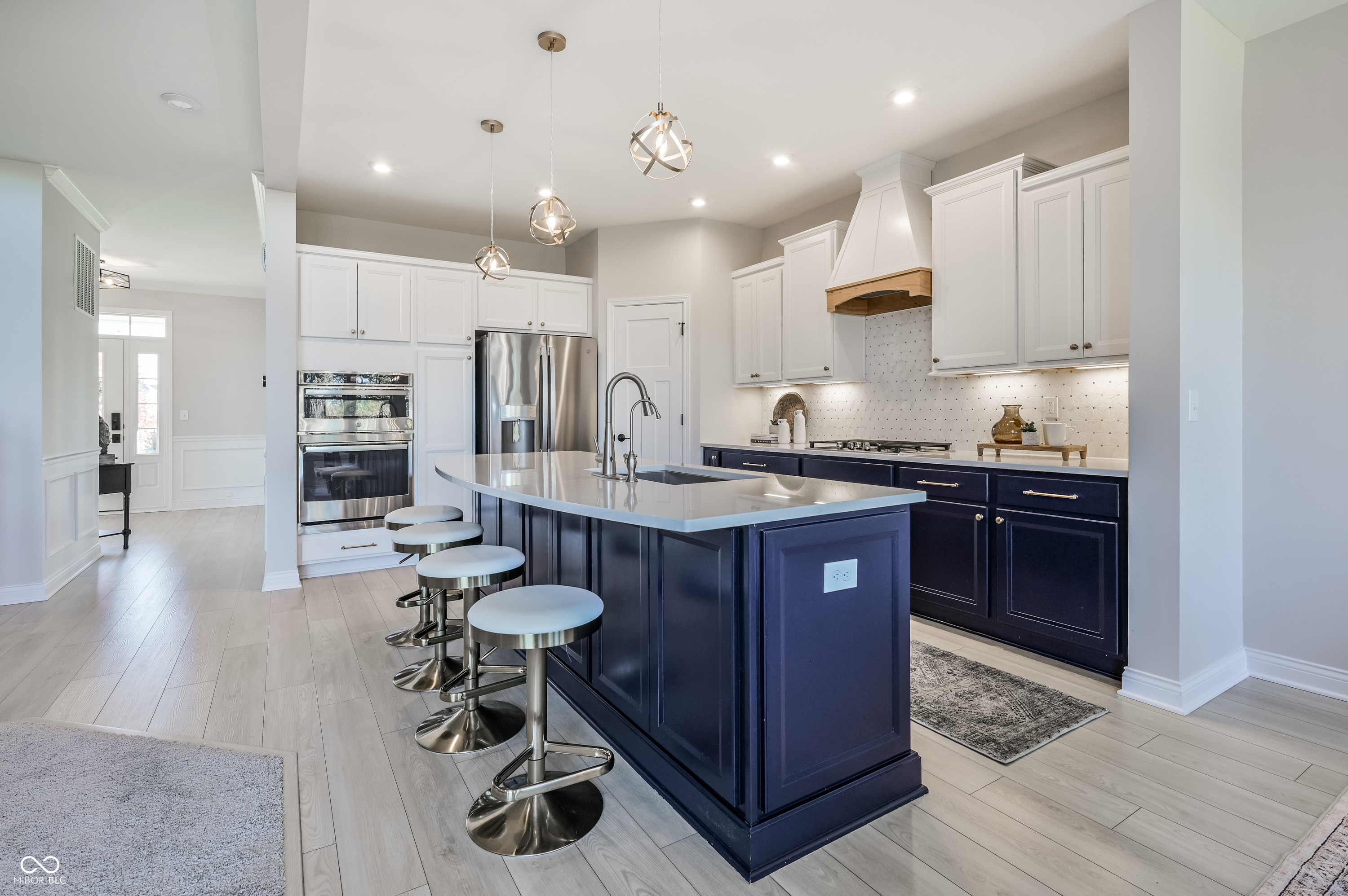 12442 Coastal Place Fishers, IN 46037 - Photo 11 of 51