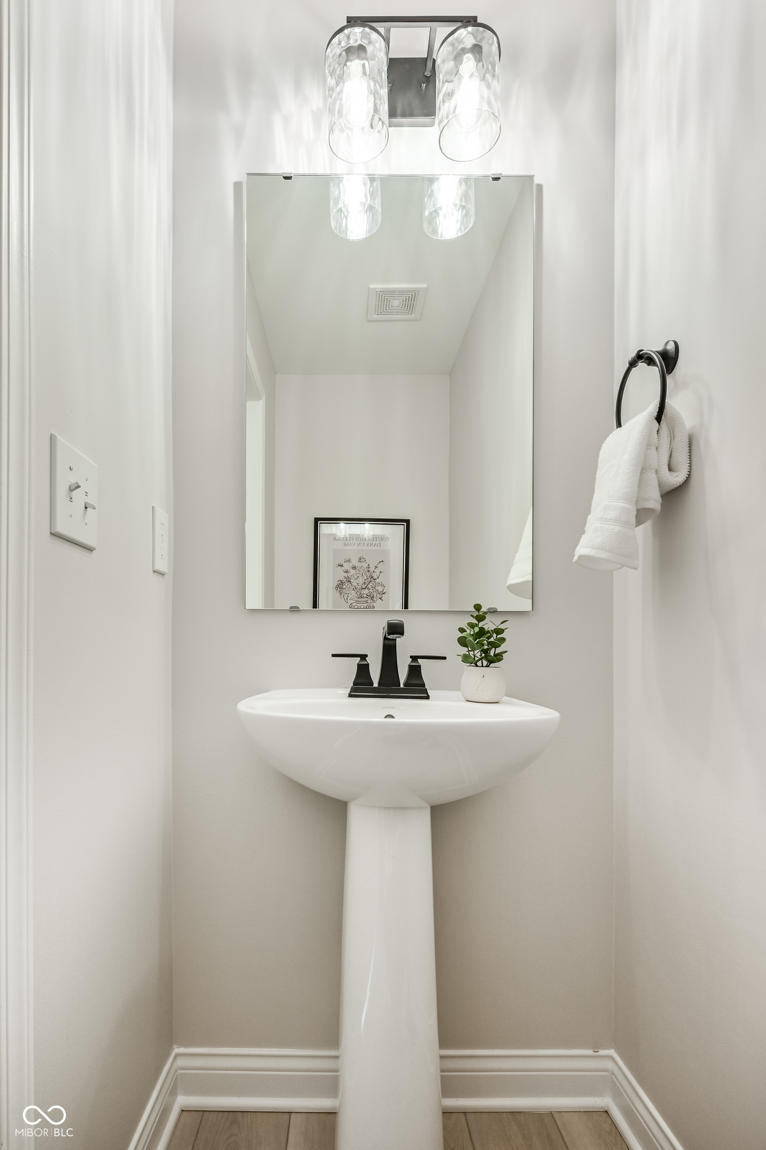 12442 Coastal Place Fishers, IN 46037 - Photo 8 of 51