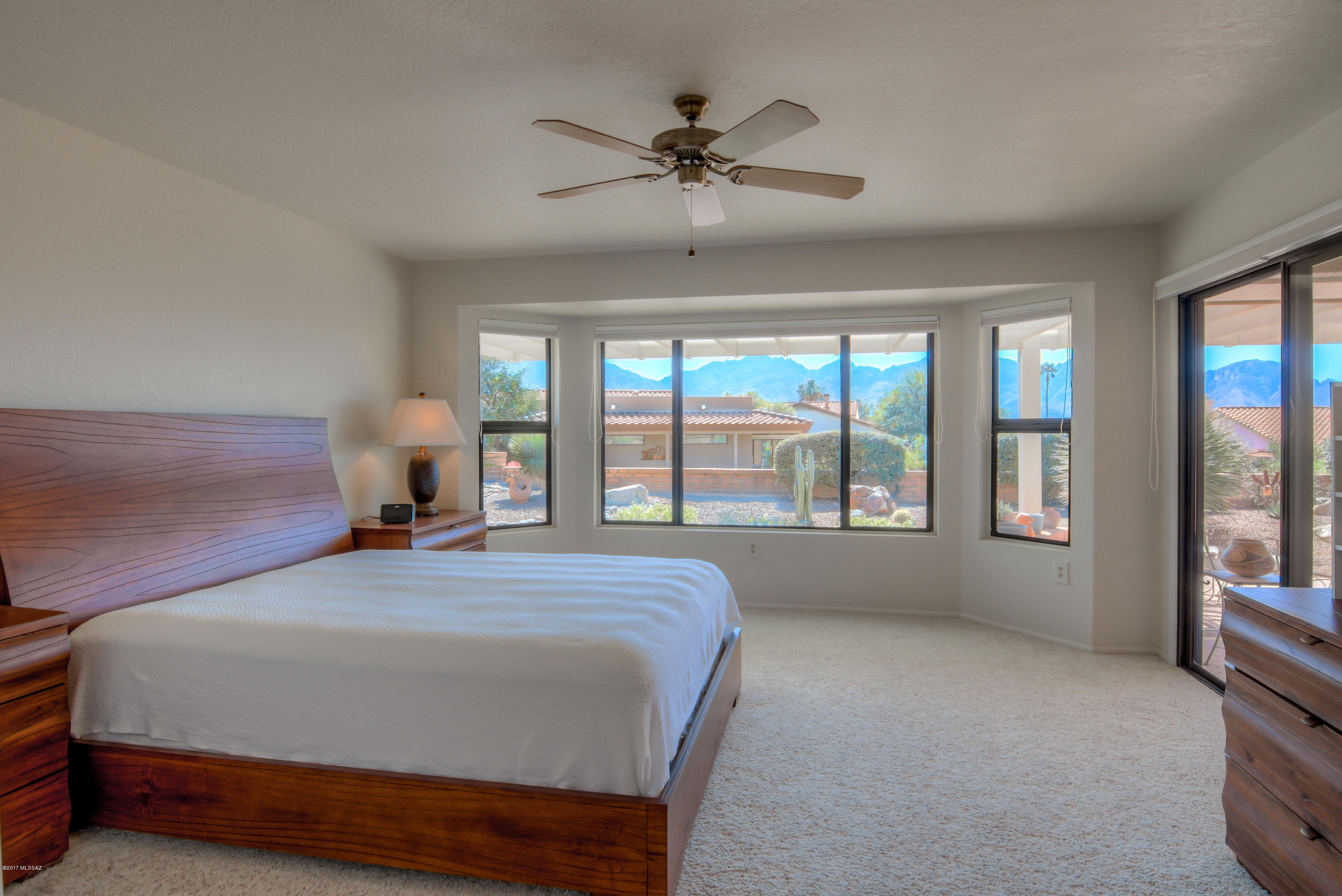 1420 East Bright Angel Drive Oro Valley, AZ 85755 - Photo 7 of 37