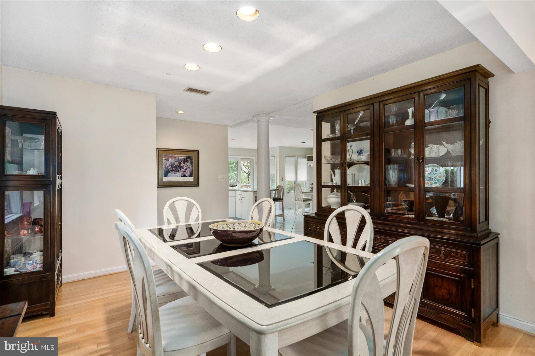 6609 Deancroft Road Baltimore, MD 21209 - Photo 22 of 60
