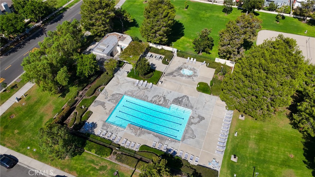 549 Springbrook North Irvine, CA 92614 - Photo 26 of 35 Gallery Image 26
