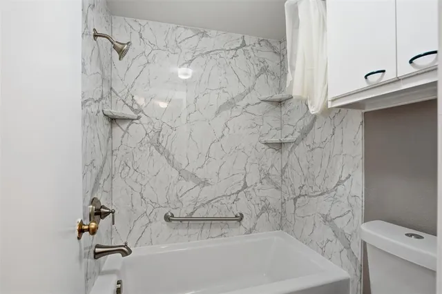 a bathroom with a bathtub