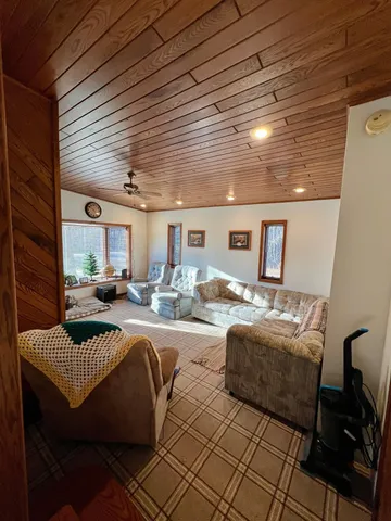 $210,000 | 7302 Lake Camile Drive, Randall, MN 56475