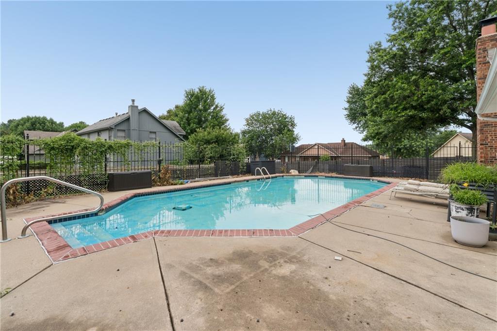 617 West Maple Street Raymore, MO 64083 - Photo 56 of 67