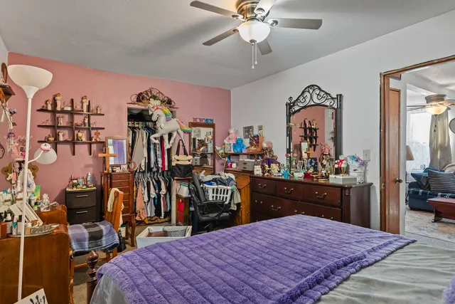 $94,900 | 215 Grove Street, Weldon, IL 61882