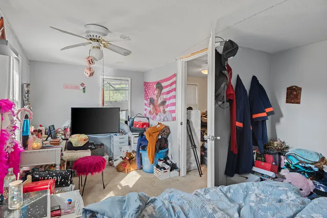 $94,900 | 215 Grove Street, Weldon, IL 61882