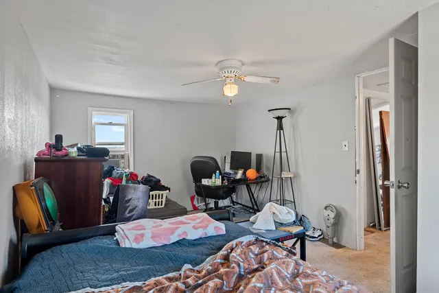 $94,900 | 215 Grove Street, Weldon, IL 61882