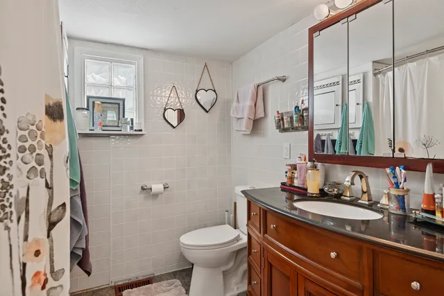 $94,900 | 215 Grove Street, Weldon, IL 61882