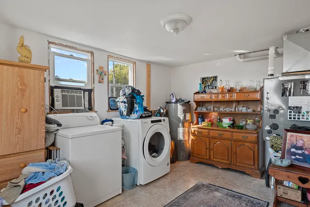 $94,900 | 215 Grove Street, Weldon, IL 61882