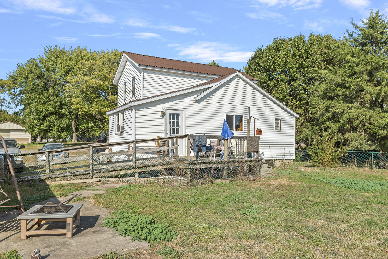 215 Grove Street Weldon, IL 61882 - Photo 22 of 26