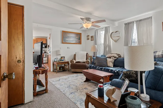 $94,900 | 215 Grove Street, Weldon, IL 61882