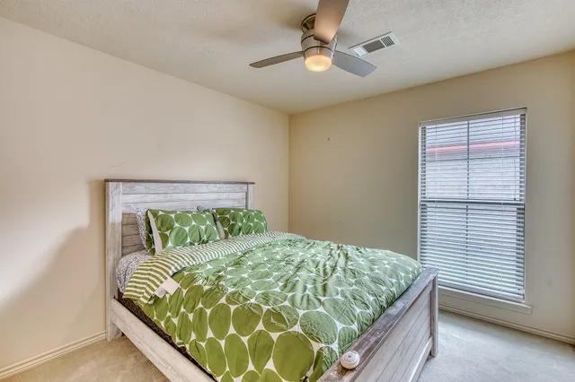 $259,900 | 5710 Lori Lane, Beaumont, TX 77713