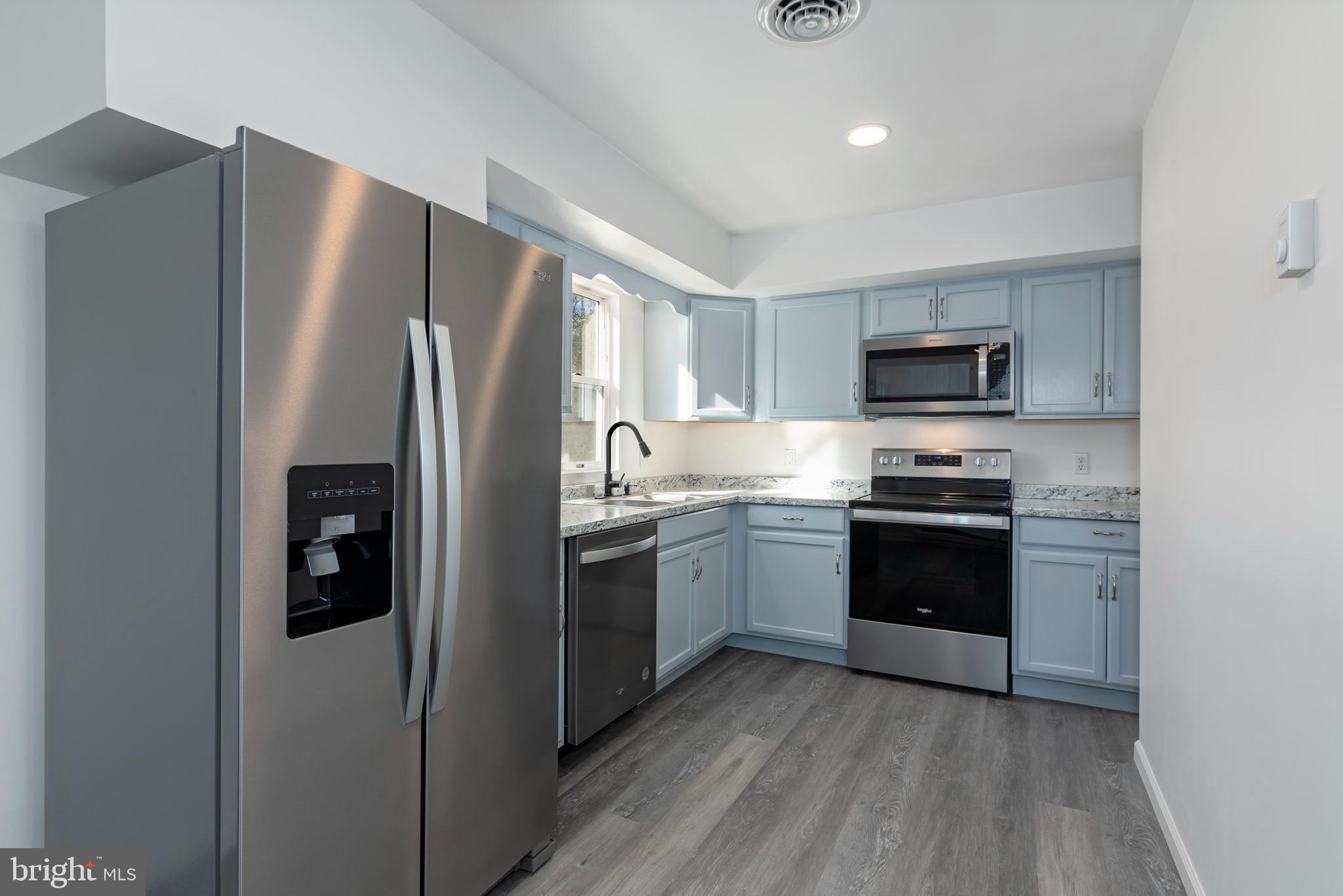 4893 Centennial Road Rhodesdale, MD 21659 - Photo 12 of 29 New Stainless Appliances