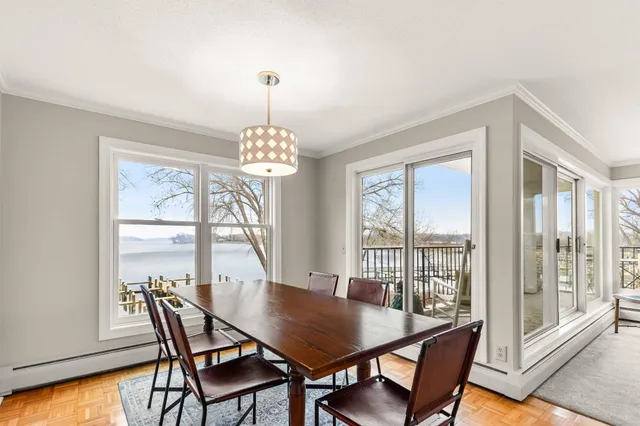 $1,145,000 | 603 Lake Street, Unit 214, Excelsior, MN 55331