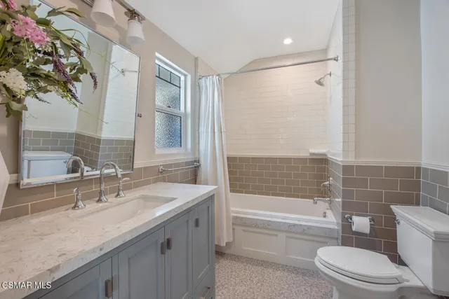 $12,000 | 800 Lake Sherwood Drive, Lake Sherwood, CA 91361