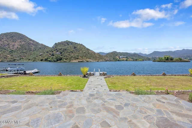 $12,000 | 800 Lake Sherwood Drive, Lake Sherwood, CA 91361