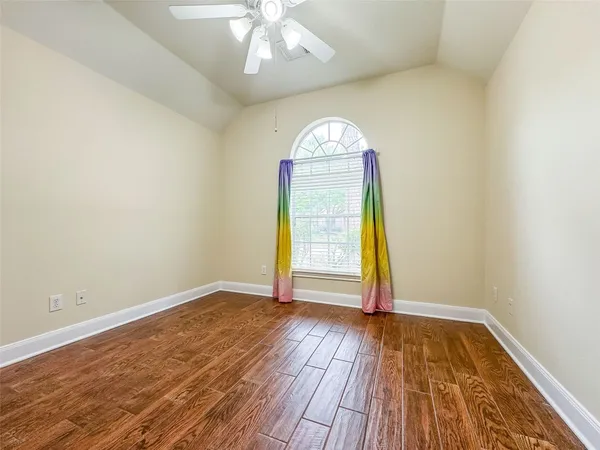 $2,400 | 3015 Gilford Lane, Katy, TX 77494