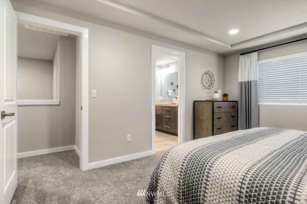 4117 B 208th Place Southeast, Unit 302 Bothell, WA 98021 - Photo 18 of 29 Gallery Image 18