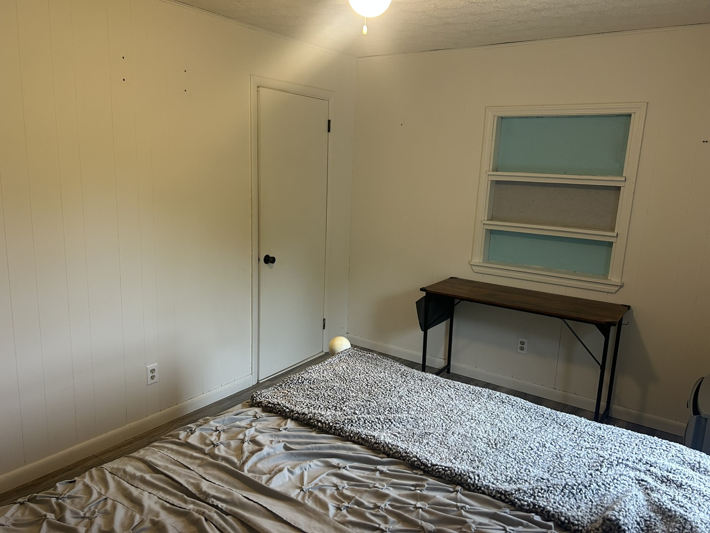 1 Bushwack Road Golconda, IL 62938 - Photo 25 of 38 a bedroom with a bed and a dresser