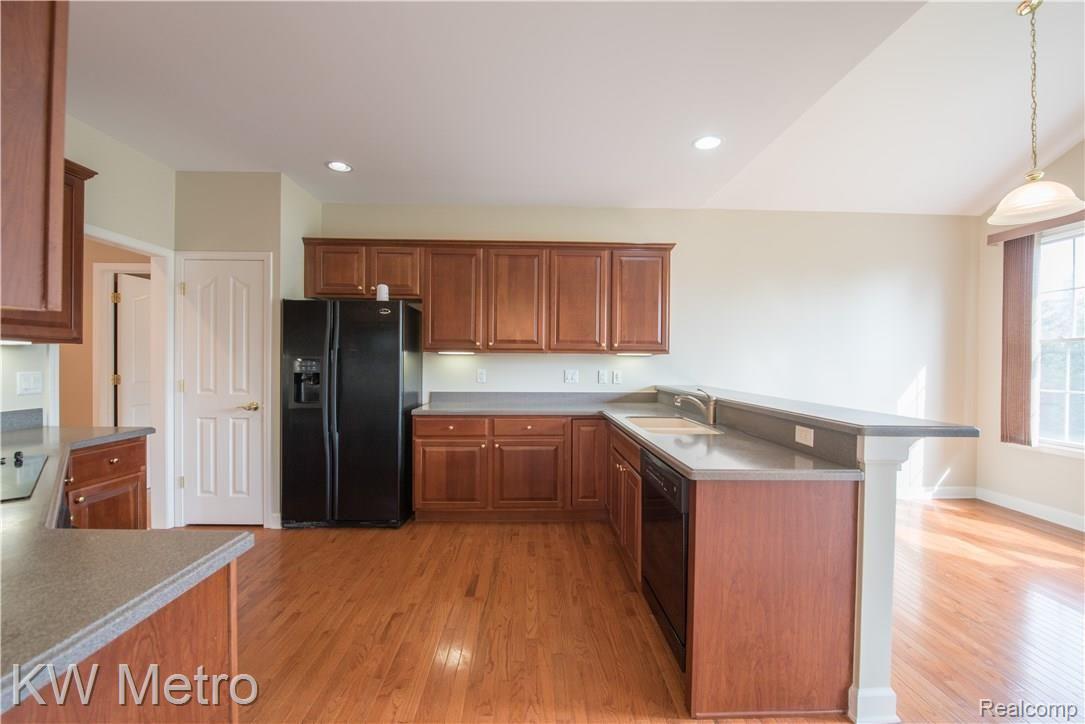 5119 Belmonte Drive Rochester, MI 48306 - Photo 18 of 55 Belmote-18.jpg