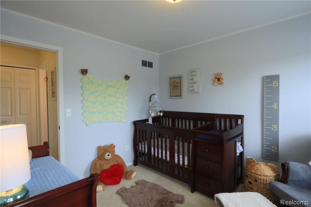 6713 Carlton Road Canton, MI 48187 - Photo 33 of 33 33 BR 3.JPG