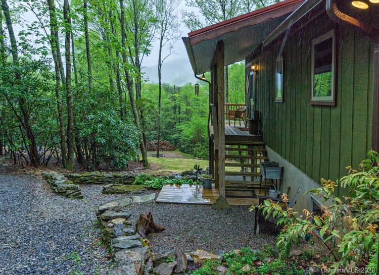 4101 Bald Creek Road Clyde, NC 28721 - Photo 27 of 45