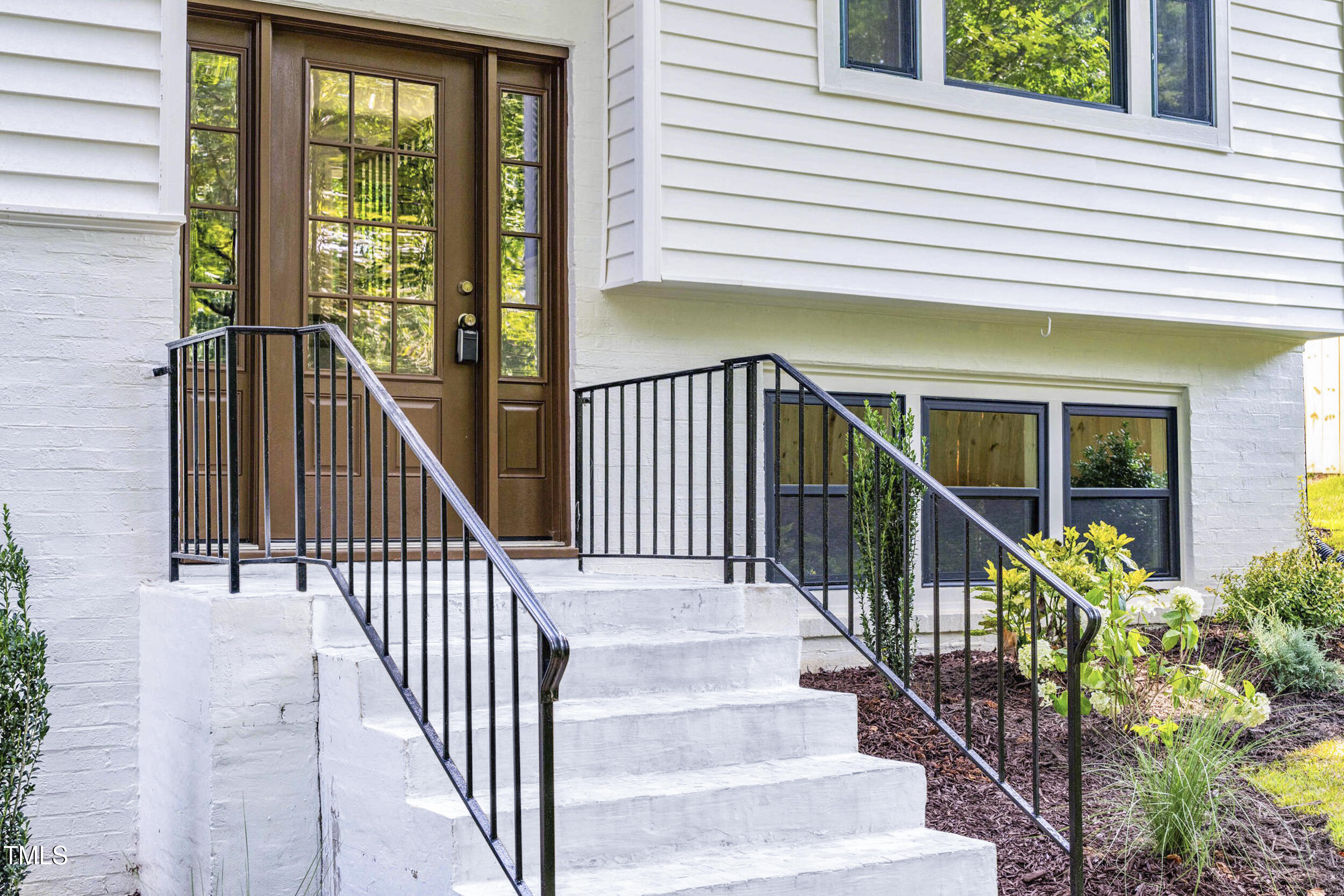 4349 Pickwick Drive Raleigh, NC 27613 - Photo 5 of 64 11_dsc02166
