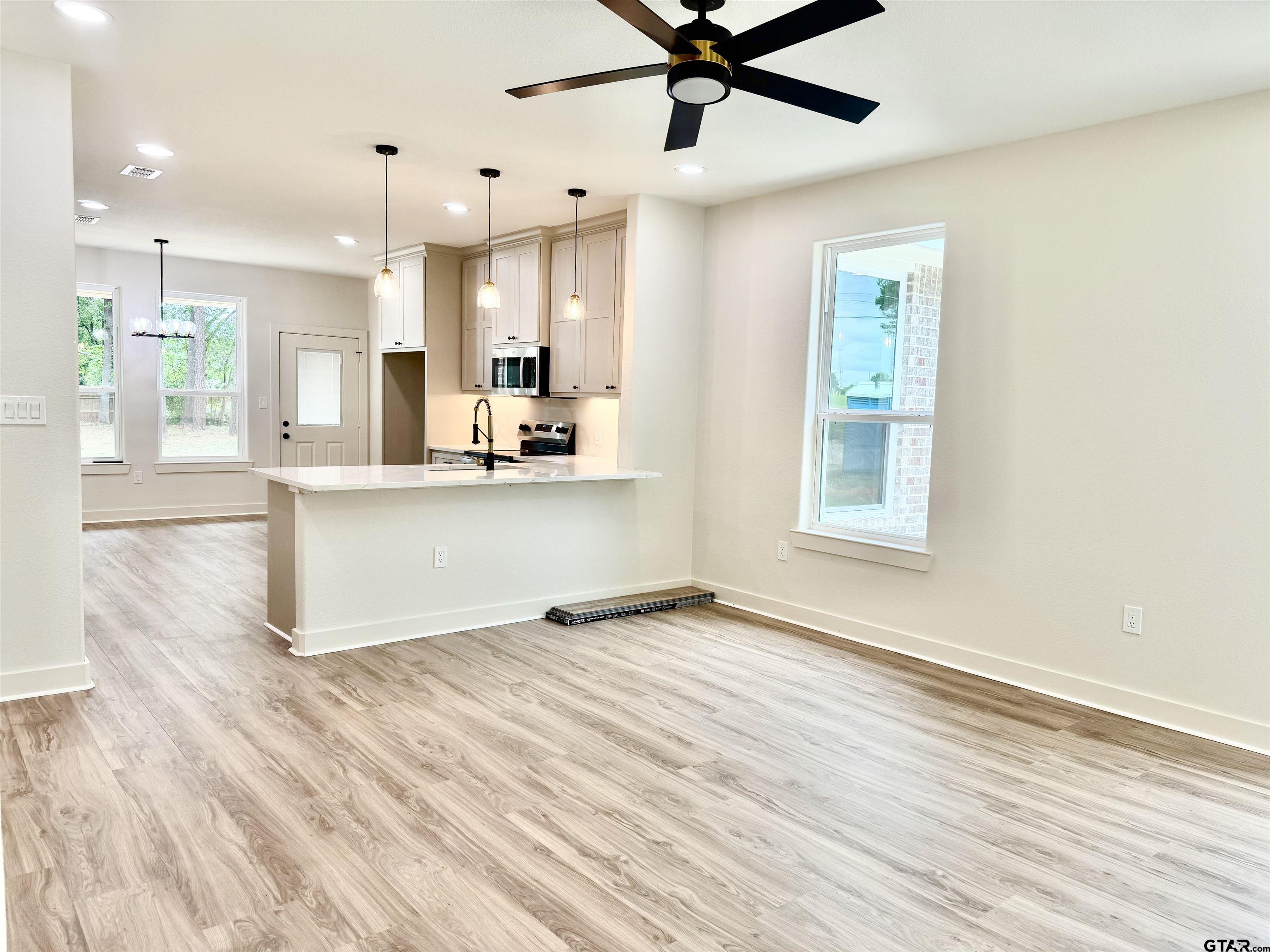 1219 Cherokee Street Longview, TX 75604 - Photo 6 of 29