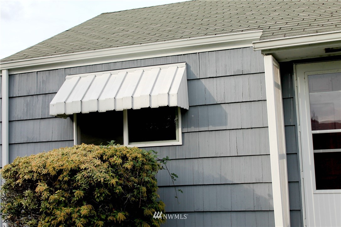 3162 Field Street Longview, WA 98632 - Photo 2 of 9 Gallery Image 2
