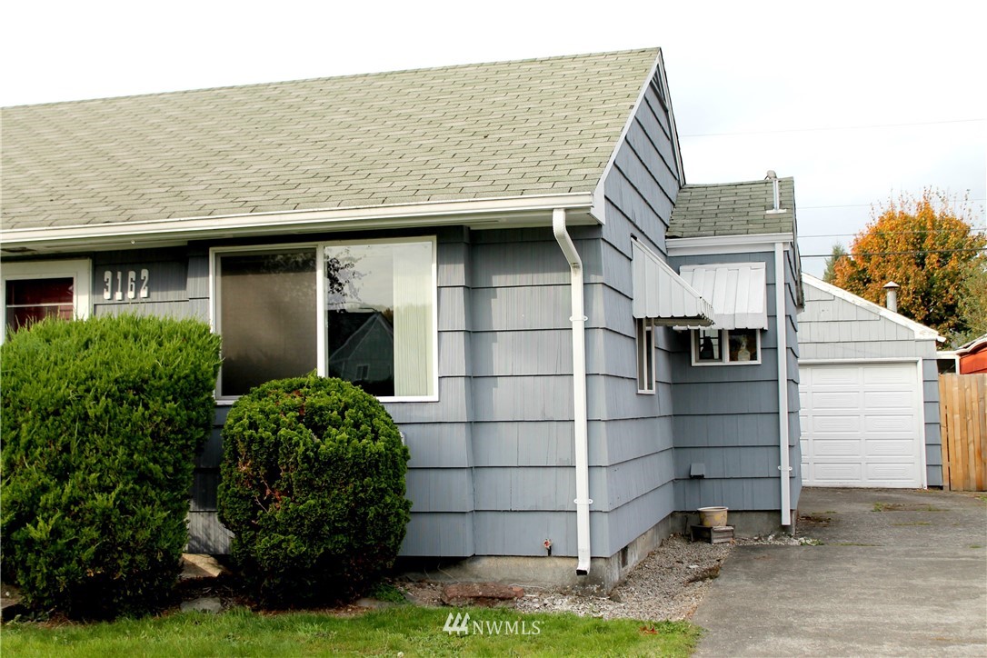 3162 Field Street Longview, WA 98632 - Photo 3 of 9 Gallery Image 3