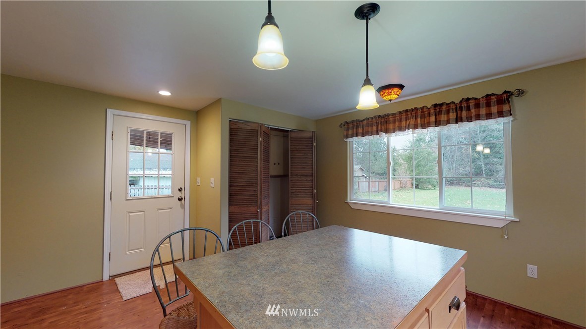 22085 Grip Road Sedro-Woolley, WA 98284 - Photo 8 of 23 Gallery Image 8
