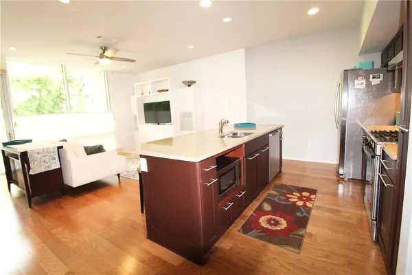 $2,600 | 1600 Barton Springs Road, Unit 2208, Austin, TX 78704