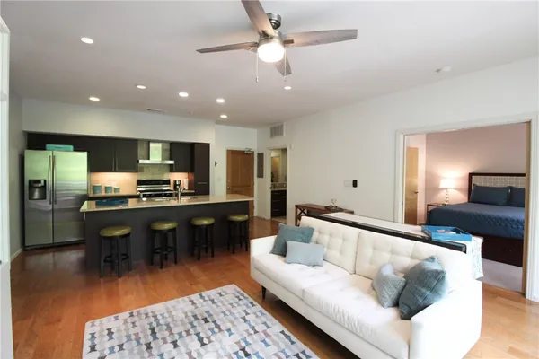 $2,600 | 1600 Barton Springs Road, Unit 2208, Austin, TX 78704