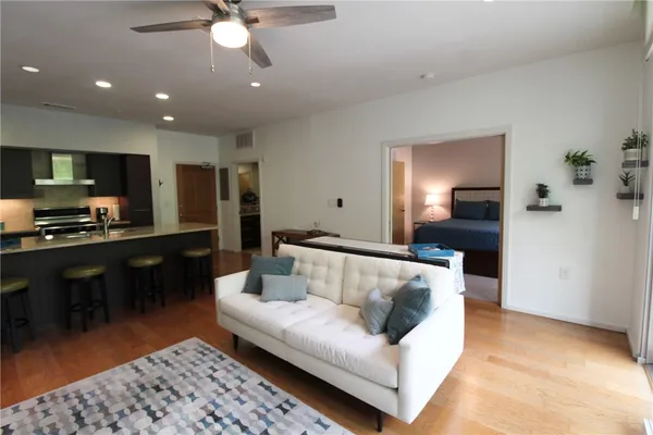 $2,600 | 1600 Barton Springs Road, Unit 2208, Austin, TX 78704