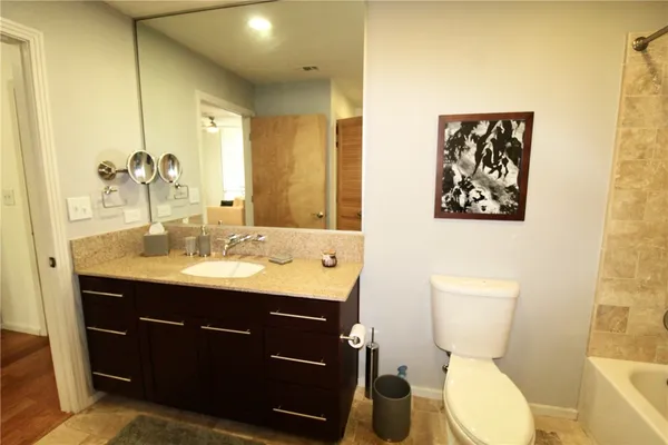 $2,600 | 1600 Barton Springs Road, Unit 2208, Austin, TX 78704