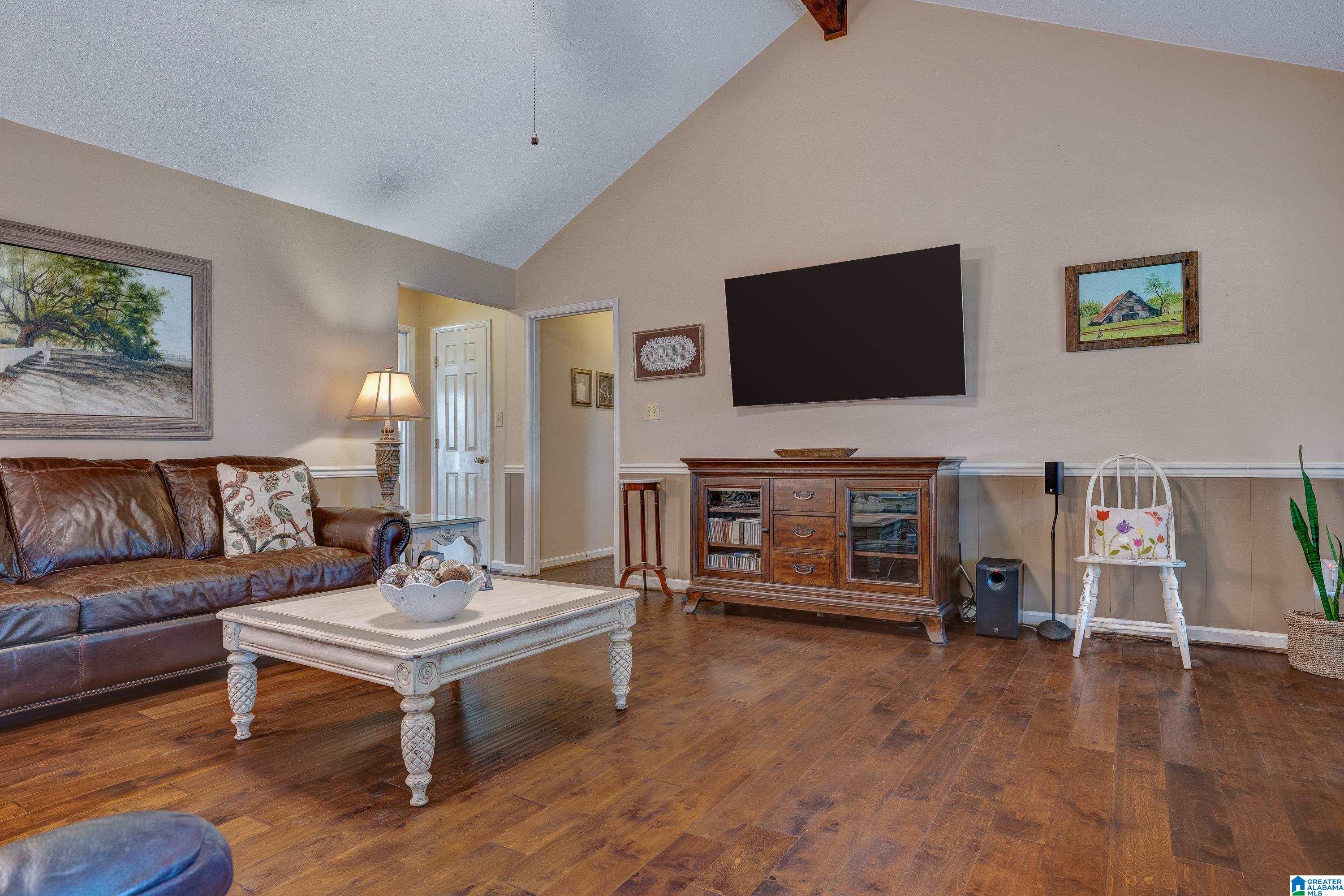 853 Ridgecrest Drive Gardendale, AL 35071 - Photo 17 of 34