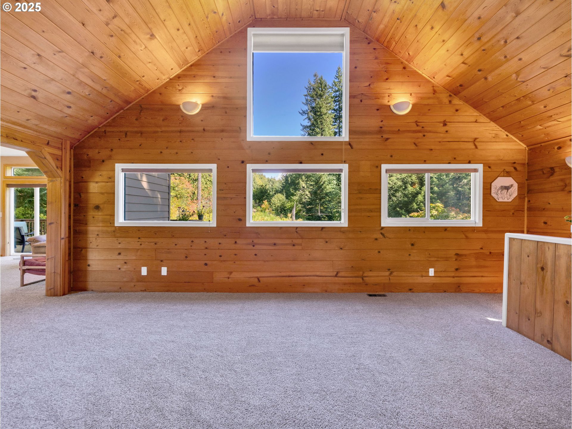 20497 East Lolo Pass Road Rhododendron, OR 97049 - Photo 17 of 48 Family Room