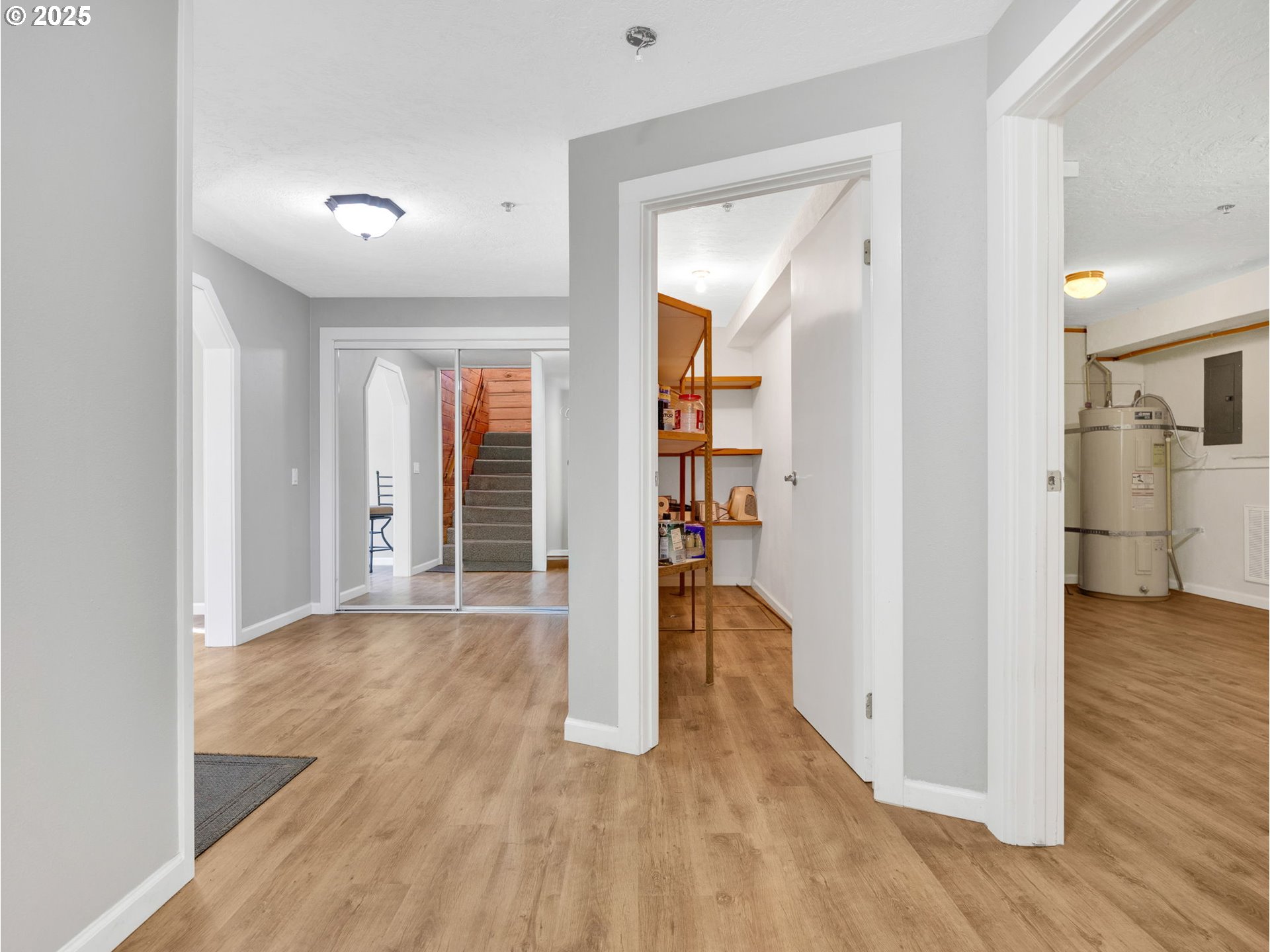 20497 East Lolo Pass Road Rhododendron, OR 97049 - Photo 8 of 48 Hallway
