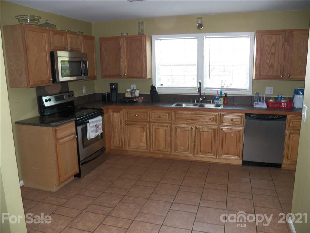 205 Ridge Avenue Cherryville, NC 28021 - Photo 11 of 24 Gallery Image 11