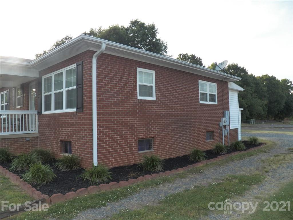 205 Ridge Avenue Cherryville, NC 28021 - Photo 3 of 24 Gallery Image 3
