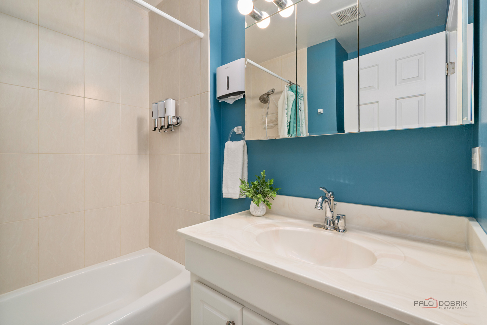 1804 Monroe Court Glenview, IL 60025 - Photo 29 of 45