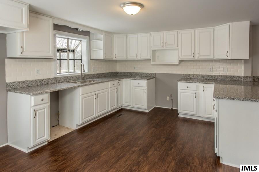 175 3rd Street Jackson, MI 49202 - Photo 11 of 31 Photo 11