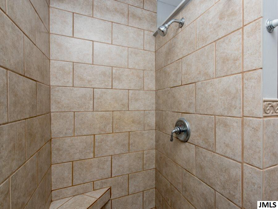 175 3rd Street Jackson, MI 49202 - Photo 19 of 31 Photo 19